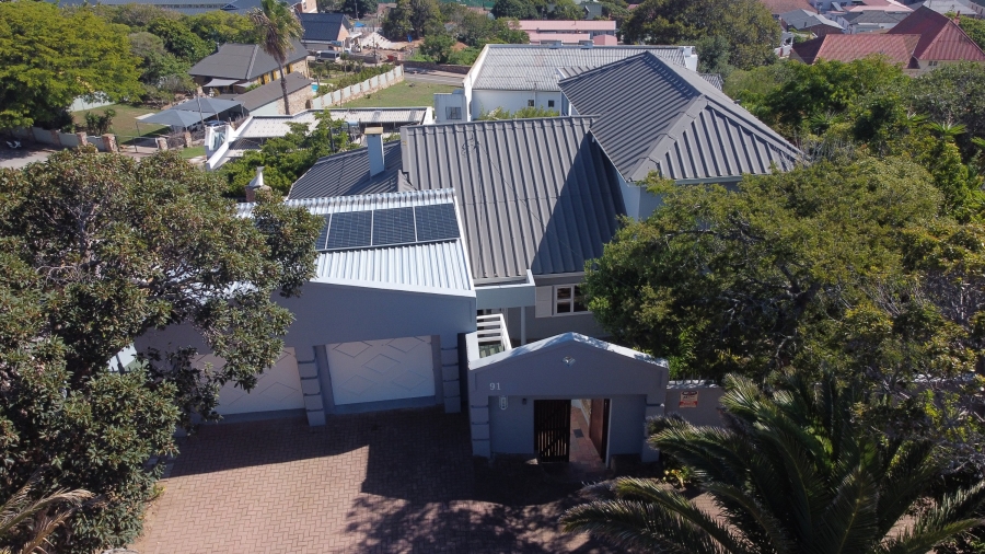 4 Bedroom Property for Sale in Mossel Bay Central Western Cape